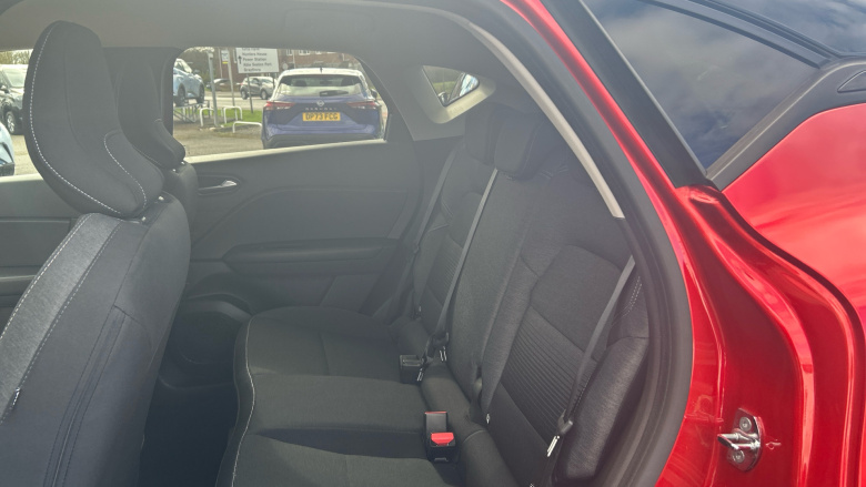 Renault Captur 1.5 dCi 115 Iconic 5dr Diesel Hatchback